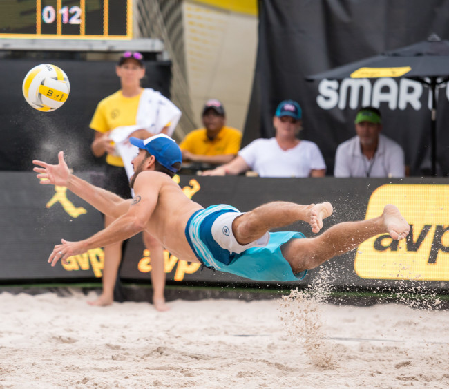 beach_volleyball_small